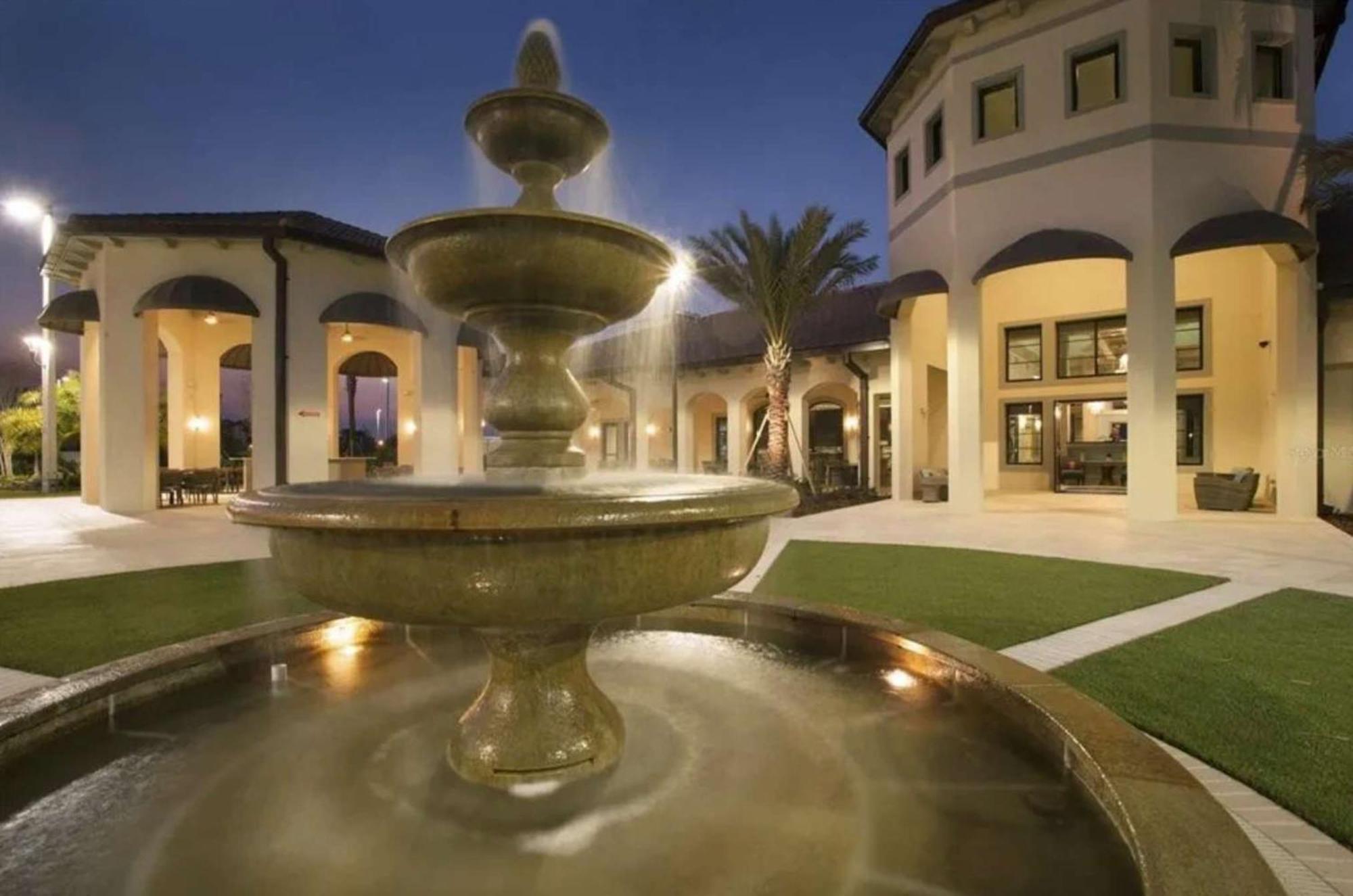 Stunning 5 Bd W/ Pool Close To Disney 8955 キシミー エクステリア 写真